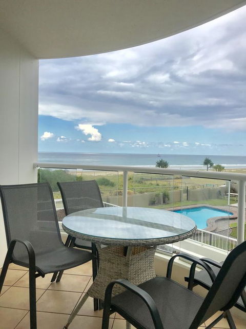 Regency On The Beach - Accommodation ACT 9