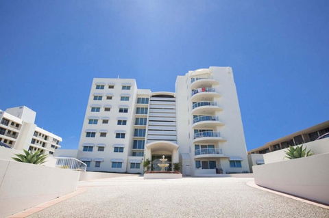 Regency On The Beach - Accommodation ACT 13