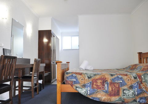Alexandra Park Motor Inn - Accommodation ACT 10