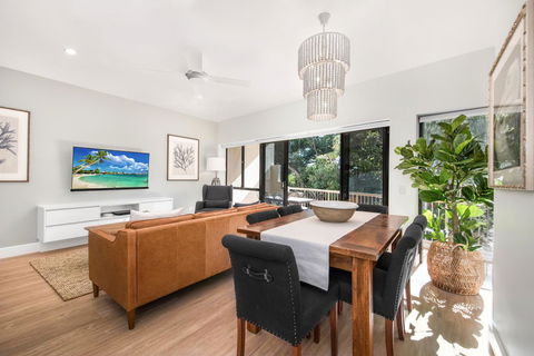 Mirra Chana - Accommodation ACT 22