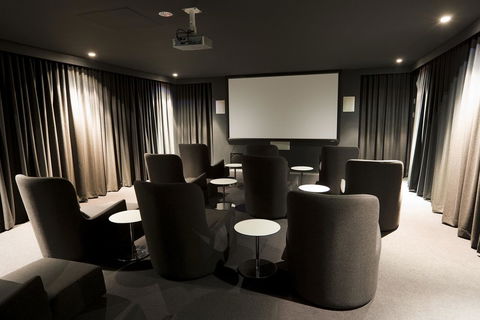 Mantra Circle On Cavill - Accommodation ACT 43