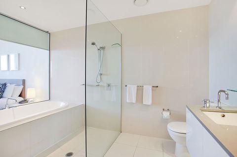 Mantra Circle On Cavill - Accommodation ACT 16