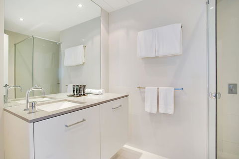 Mantra Circle On Cavill - Accommodation ACT 18