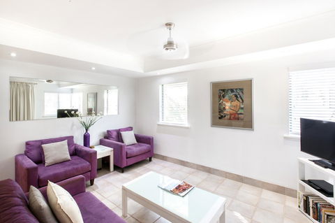 Bermuda Villas - Accommodation ACT 8