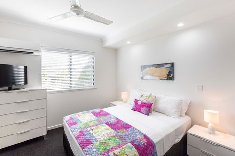 Bermuda Villas - Accommodation ACT 6