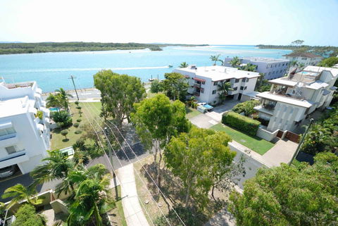 Bermuda Villas - Accommodation ACT 15