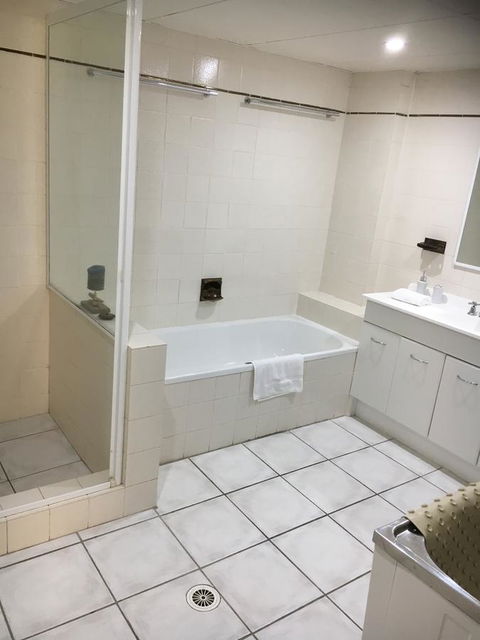 Oceania On Burleigh Beach - Accommodation ACT 37