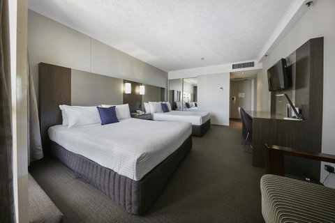 Novotel Surfers Paradise - Accommodation ACT 11
