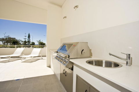 Kirra Surf Apartments - Accommodation ACT 35