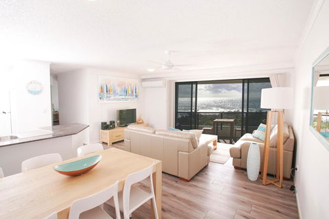 San Marino By The Sea Apartments - Accommodation ACT 18