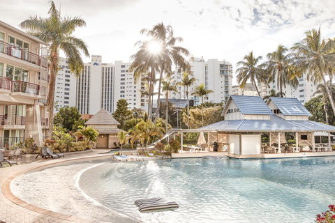 Novotel Cairns Oasis Resort - Accommodation ACT 1