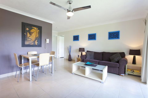 Bay Of Palms - Accommodation ACT 38