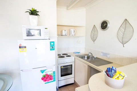 Bay Of Palms - Accommodation ACT 35