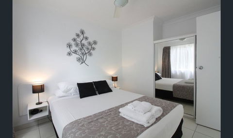 Bay Of Palms - Accommodation ACT 7