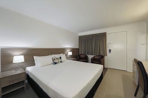 Smart Motels Bert Hinkler - Accommodation ACT 23