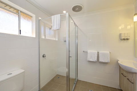 Smart Motels Bert Hinkler - Accommodation ACT 19