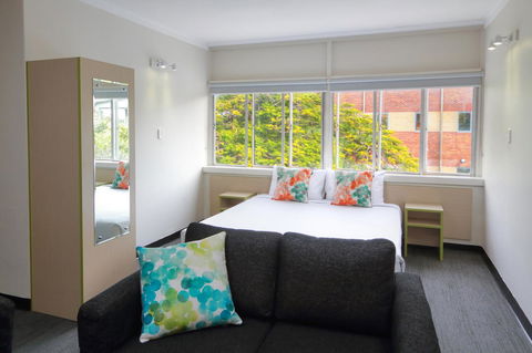 Palm Beach Hotel - Accommodation ACT 11