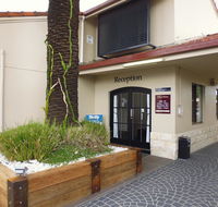 Burke  Wills Motor Inn - Accommodation ACT