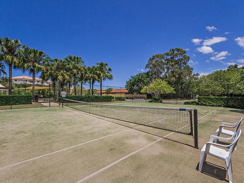 Waterfront Resort Villa With Buggy - Accommodation ACT 18