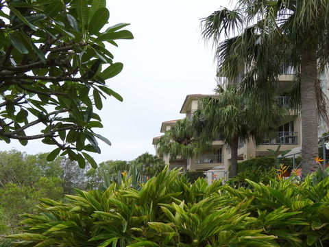 Waterfront Resort Villa With Buggy - Accommodation ACT 31