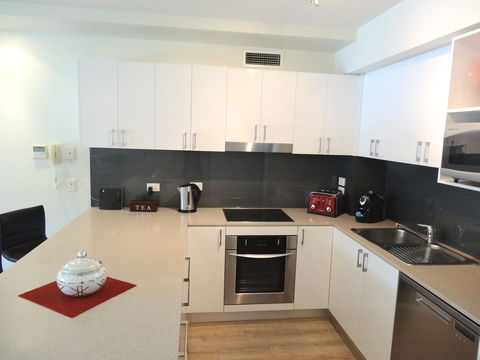 Waterfront Resort Villa With Buggy - Accommodation ACT 7