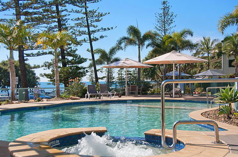 The Norfolks On Moffat Beach - Accommodation ACT 15