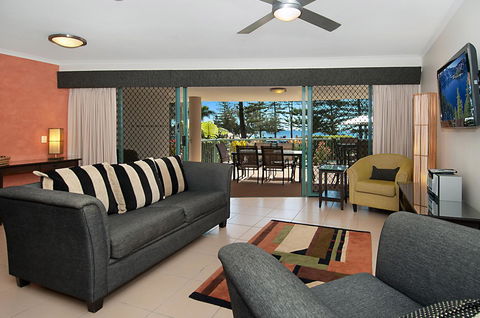 The Norfolks On Moffat Beach - Accommodation ACT 31