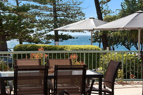 The Norfolks On Moffat Beach - Accommodation ACT 23