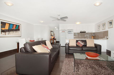 The Norfolks On Moffat Beach - Accommodation ACT 27