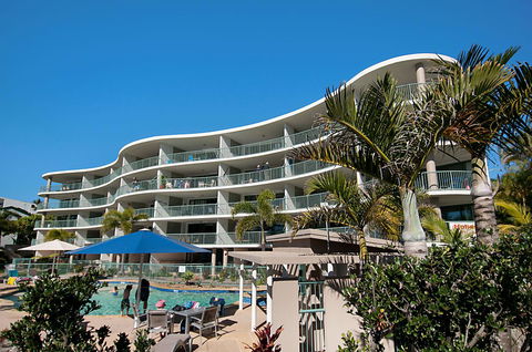 The Norfolks On Moffat Beach - Accommodation ACT 38