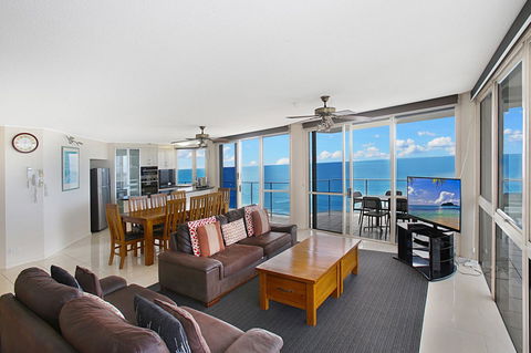 Catalina Resort - Accommodation ACT 30