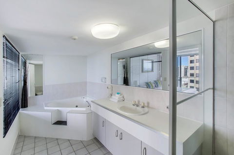 Catalina Resort - Accommodation ACT 7