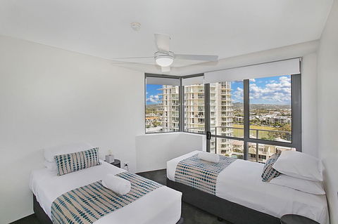 Catalina Resort - Accommodation ACT 27