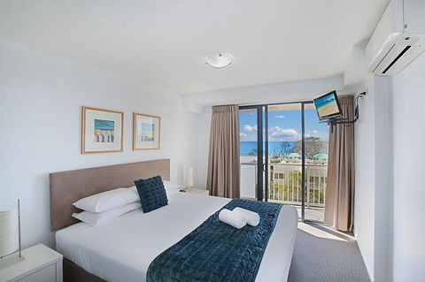 Catalina Resort - Accommodation ACT 13