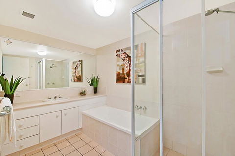 Champelli Palms Apartments - Accommodation ACT 5