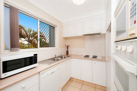 Champelli Palms Apartments - Accommodation ACT 11