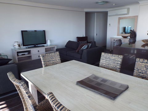 Northwind Beachfront Apartments - Accommodation ACT 13