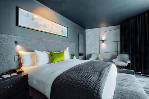 Eatons Hill Hotel - Accommodation ACT 3