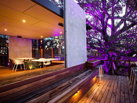 Eatons Hill Hotel - Accommodation ACT 37