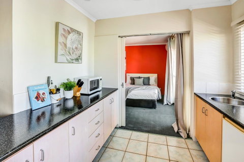 Coral Tree Inn - Accommodation ACT 27