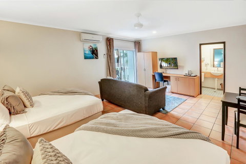 Coral Tree Inn - Accommodation ACT 15
