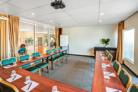 Coral Tree Inn - Accommodation ACT 9