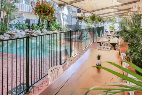 Coral Tree Inn - Accommodation ACT 4