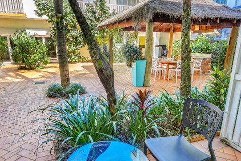 Coral Tree Inn - Accommodation ACT 10