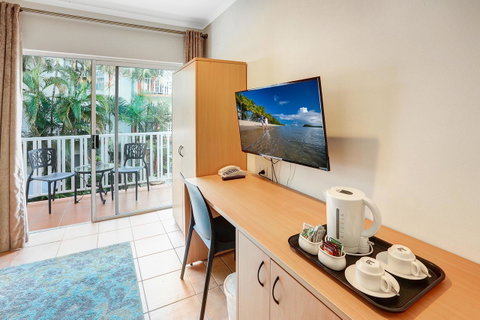 Coral Tree Inn - Accommodation ACT 12