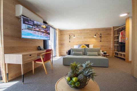 The Island Gold Coast - Accommodation ACT 16