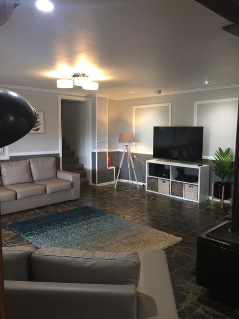 Malanda Manor Guesthouse - Accommodation ACT 20