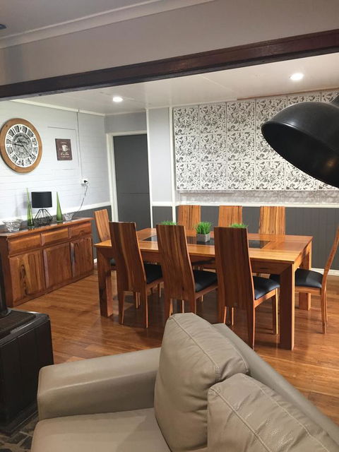 Malanda Manor Guesthouse - Accommodation ACT 9
