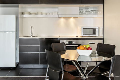 Code Apartments - Accommodation ACT 26