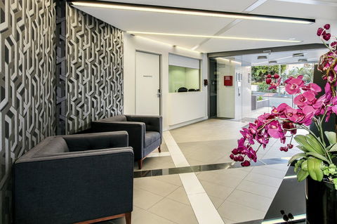 Code Apartments - Accommodation ACT 13